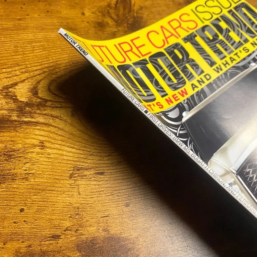 Motor Trend Magazine July 2017 Future Cars Issue Infiniti QX80 Monograph Concept